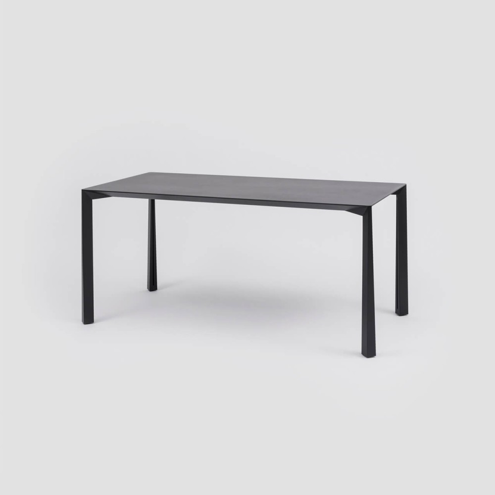 Table Ovidio by Francisco Gomez Paz - Danese Milano